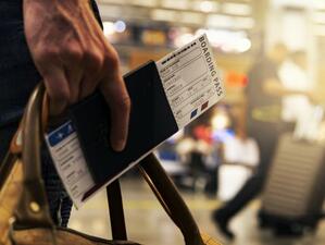 Край на евтините самолетни билети, горивата вдигат цените на полетите