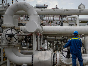 Полша е възстановила работата на петролопровода "Дружба"