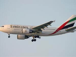 Австралия одобри обединяването на авиокомпаниите Qantas и Emirates