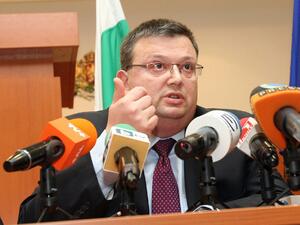 Съюзът на юристите ще анализира избора на Сотир Цацаров