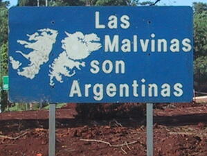 Аржентина иска Фолклендските острови