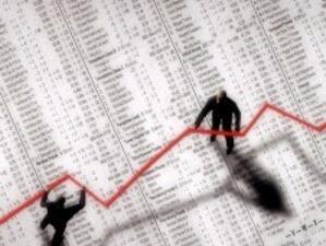 Анализатори: Икономиката ни постепенно се съвзема от кризата