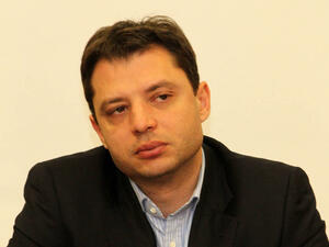 БСП обвини Делян Добрев в конфликт на интереси