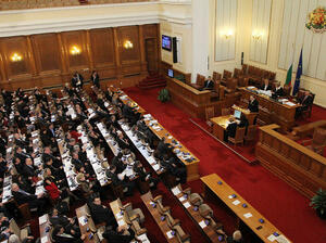 Борисов не присъства на заседанието на парламента*