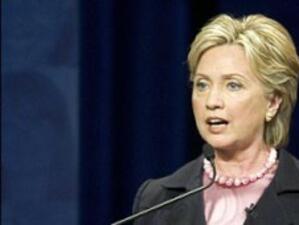 Хилари Клинтън ще се срещне с представител на либийската опозиция