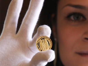БНБ представи златна възпоменателна монета "Св. Св. Константин и Елена" 