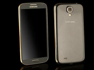 Samsung Galaxy S4 от чисто злато