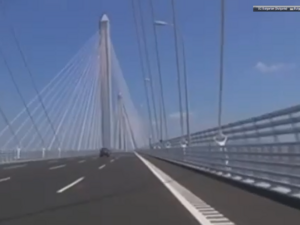 Най-големият висящ мост в света отвори врати