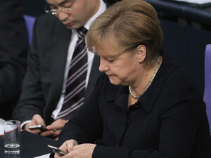 Меркел си извоюва трети мандат 