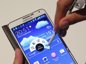 Слух: Samsung готви Galaxy Note 3 с гъвкав екран