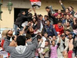 За момента Хосни Мобарак остава президент на Египет