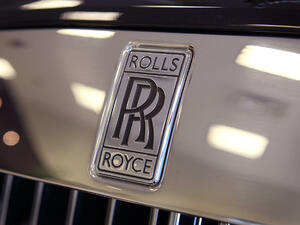 Rolls-Royce уцели с Азия