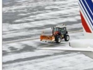 Над 10 000 полета в САЩ бяха анулирани заради снежна буря