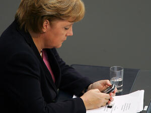 САЩ подслушвали телефона на Меркел?