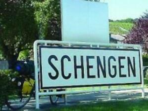Отложиха приемането на българските доклади за Шенген