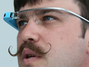 Google Glass идва и в диоптричен вариант