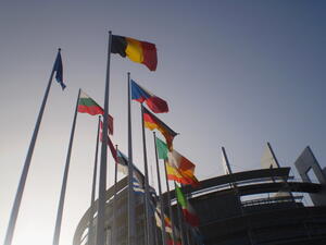 ЕП гласува бюджета на ЕС до 2020 г.
