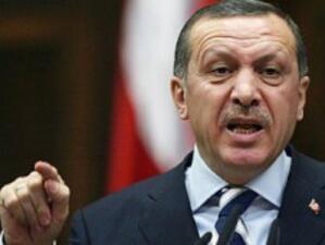 Управляващата партия в Турция на Ердоган води убедително преди изборите през юни