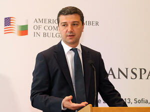 Министър Стойнев: България тръгна по пътя на икономическия растеж