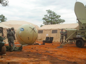 Пентагонът ще комуникира с големи надуваеми топки (ВИДЕО)