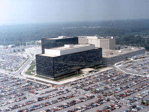 Шпионската програма на NSA е незаконна, смятат експерти