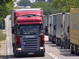 Турския транспортен министър: Български ТИР-ове създават проблеми на границата