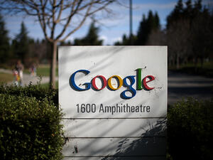 Google се превърна във втората най-скъпа компания в САЩ