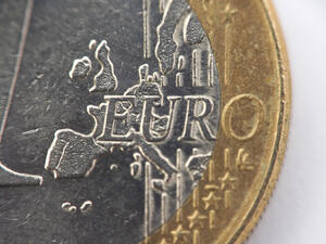 Очаква се слаб растеж на еврозоната за последното тримесечие