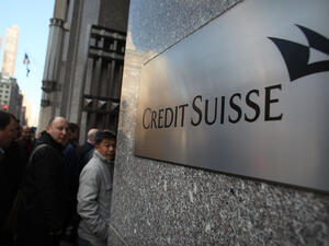 САЩ обвини Credit Suisse, че помага на американци да укриват данъци