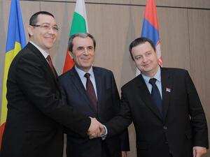 Орешарски: Подкрепяме Сърбия за по-скорошно членство в ЕС