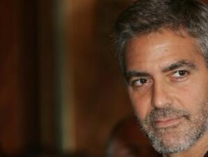 Джордж Клуни ще се превъплъти в образа на Стив Джобс