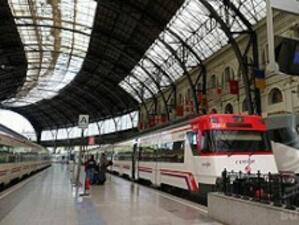 Хуан Карлос откри новата железопътна отсечка  Мадрид - Валенсия