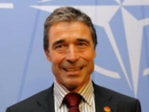 Отношенията между НАТО и Русия се подобряват, заяви Андерс Фог Расмусен