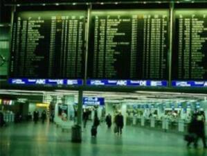 Около 3000 души са прекарали нощта на летището във Франкфурт