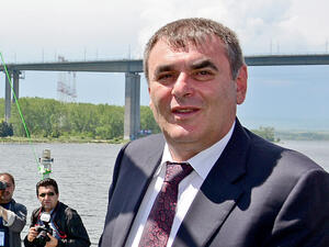 Министър Данаил Папазов ще управлява "Транзитна търговска зона" АД