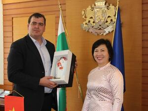 България ще подпомага пласирането на виетнамски стоки в ЕС