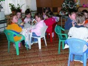 Детската градина в Пазарджишко изнудва родители с депозит