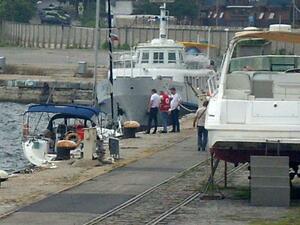 Задържаха над 60 нелегални имигранти, пристигнали във Варна с яхта