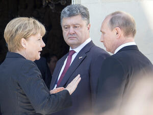 Порошенко и Путин договориха прекратяване на огъня в Източна Украйна