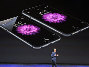Apple представи iPhone 6 и iPhone 6 Plus (ВИДЕО)