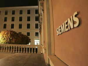 Siemens с разочароваща печалба заради дефектни вятърни турбини