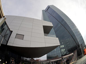 ЕЦБ започва да се мести в новата си сграда (СНИМКИ)