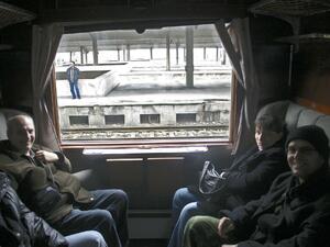 Възстановяват 8 спрени влака, минаващи през Карлово