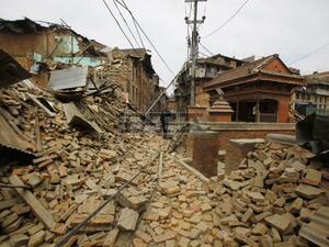 Експерт: Щетите от земетресението в Непал може да достигнат 20% от БВП на страната