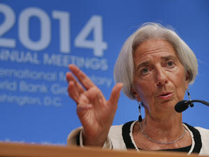 МВФ призова Гърция да преструктурира дълга си