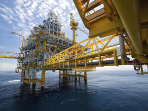 Италианската Eni откри масивно находище на природен газ в Средиземно море