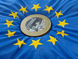 Лихвите в еврозоната остават рекордно ниски