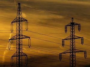 Сметките за електроенергия спадат с 12% на годишна база през декември