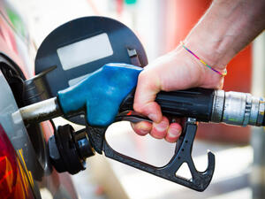 Цената на бензина в Хюстън спадна под тази в Абу Даби и Дубай