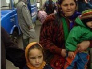 Франция инициира министерска среща за ромите, България и Румъния не са поканени